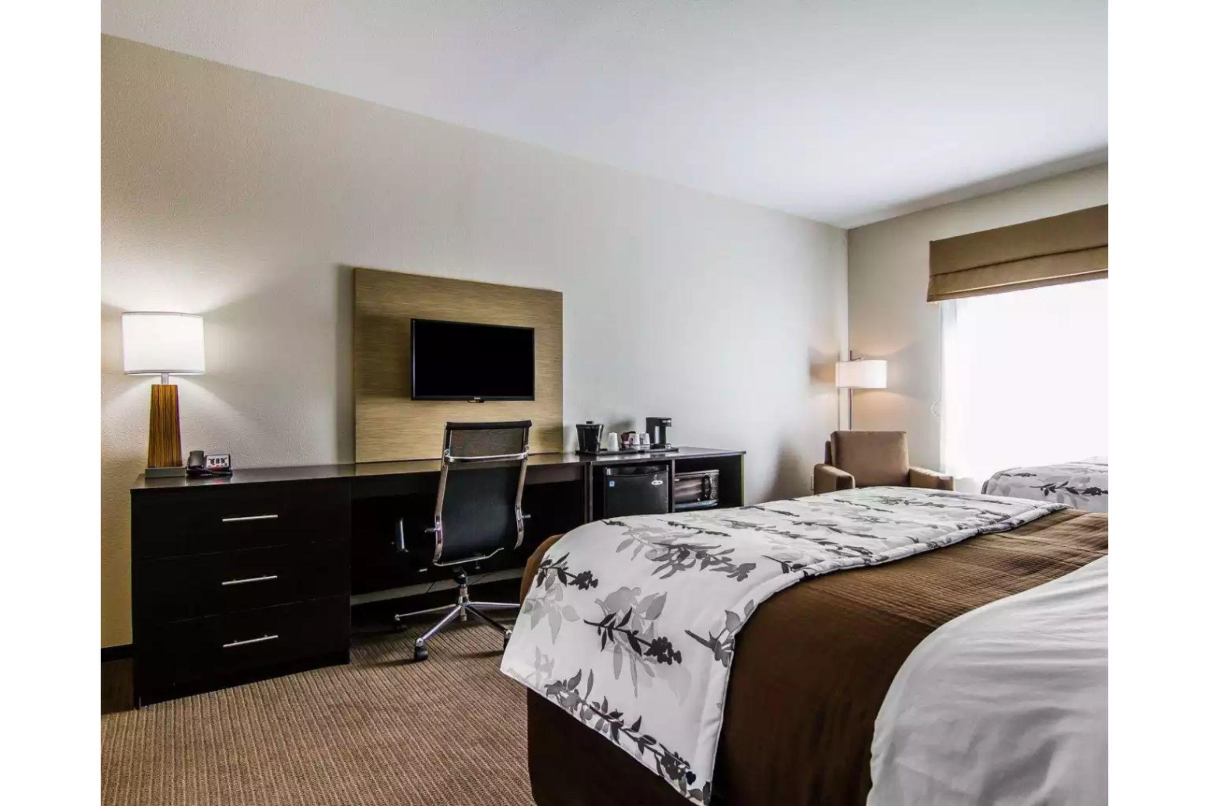 Wingate By Wyndham North Hotel